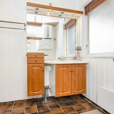 4 Person In B Rkop Egeskov (Syddanmark)