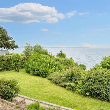 Seaside Charm With Views - By Traum