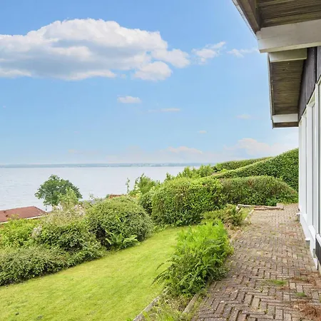 Seaside Charm With Views - By Traum * Egeskov (Syddanmark)