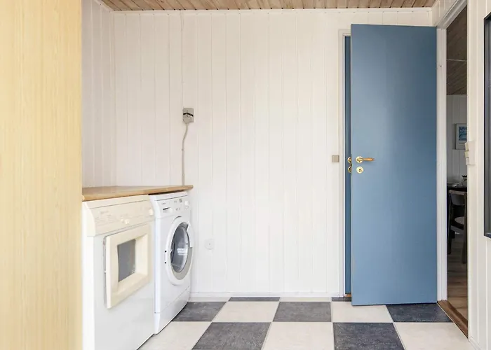 Seaside Charm With Views - By Traum *